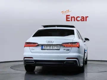 2022 Audi A6 с пробегом 98 924 км