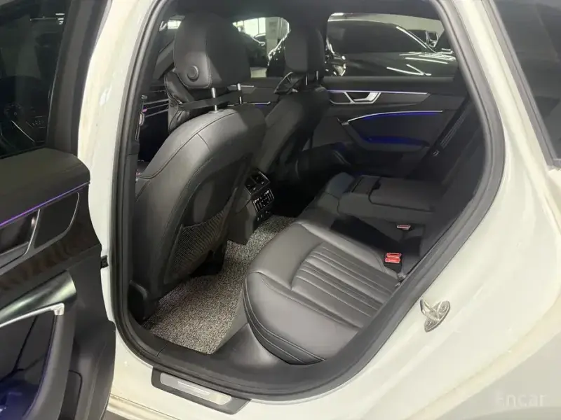 2023 Audi A6 с пробегом 74 923 км