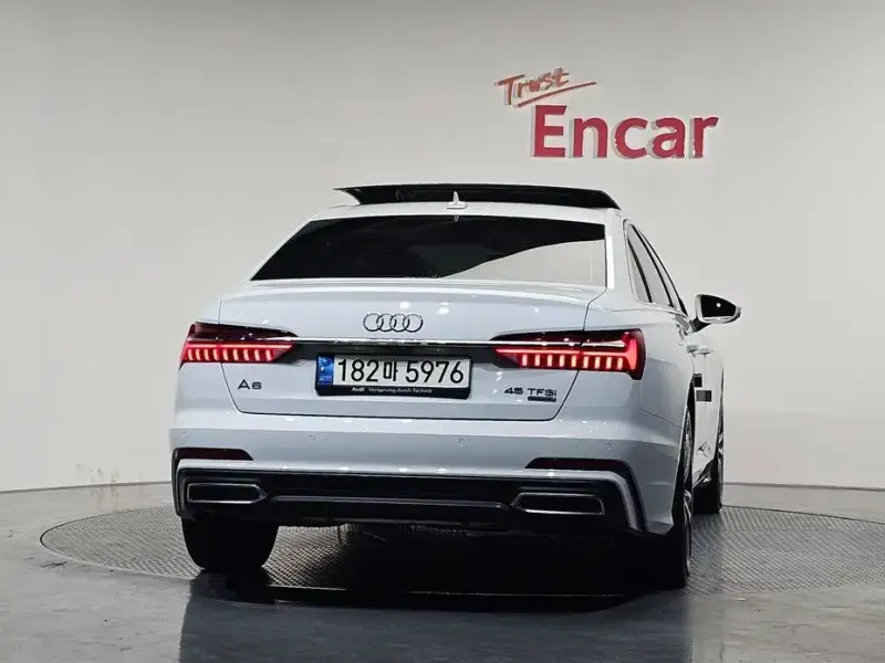 2021 Audi A6 с пробегом 96 893 км