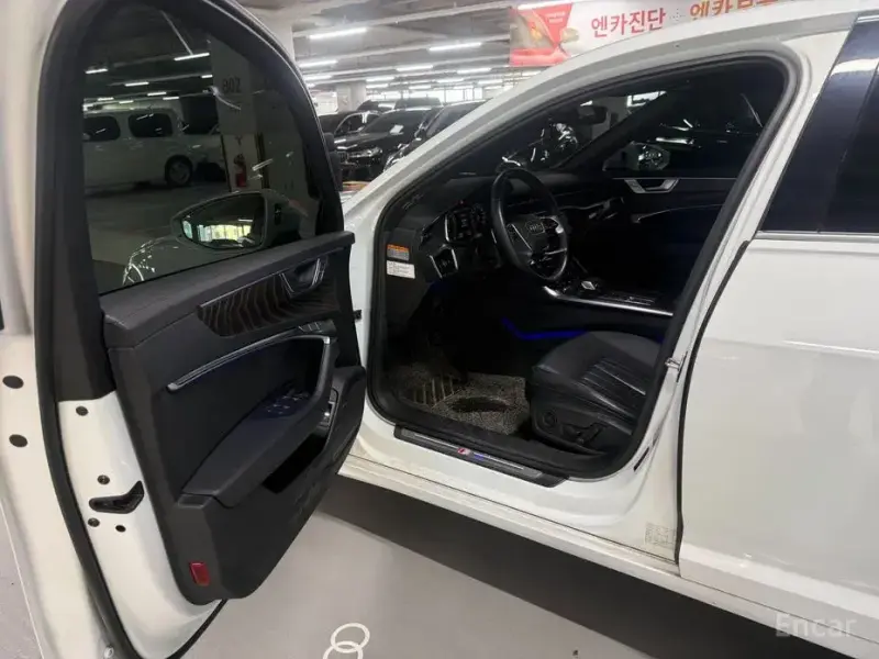 2023 Audi A6 с пробегом 74 923 км