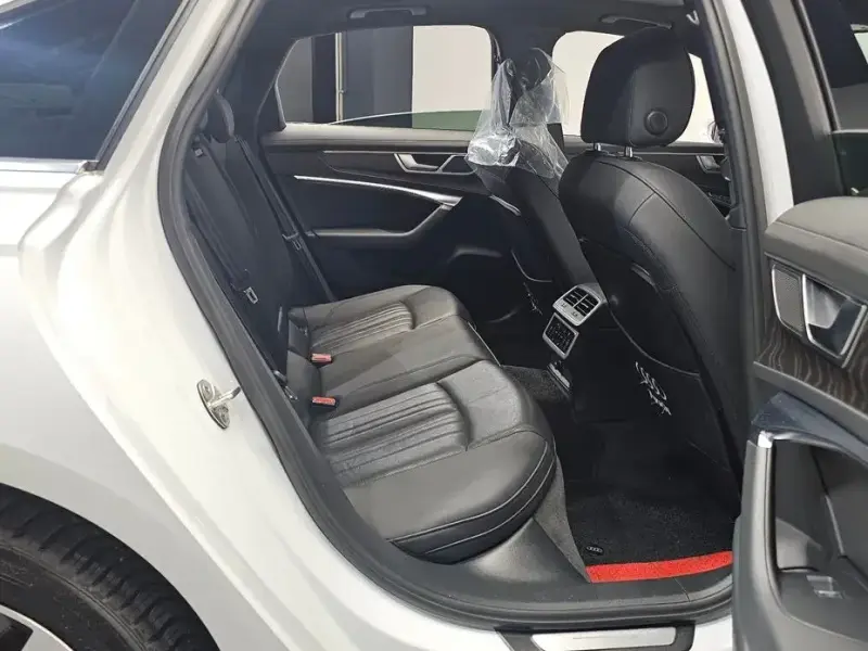 2021 Audi A6 с пробегом 96 893 км