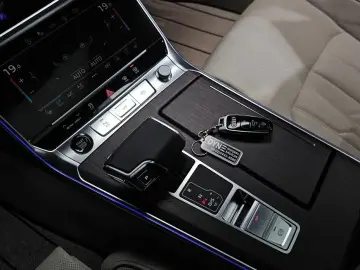 2025 Audi A6 с пробегом 17 741 км