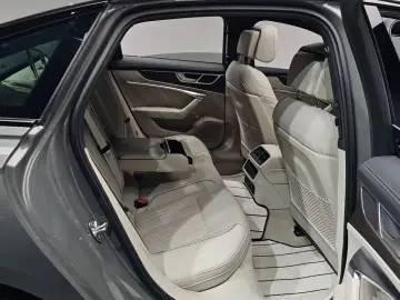 2025 Audi A6 с пробегом 17 741 км