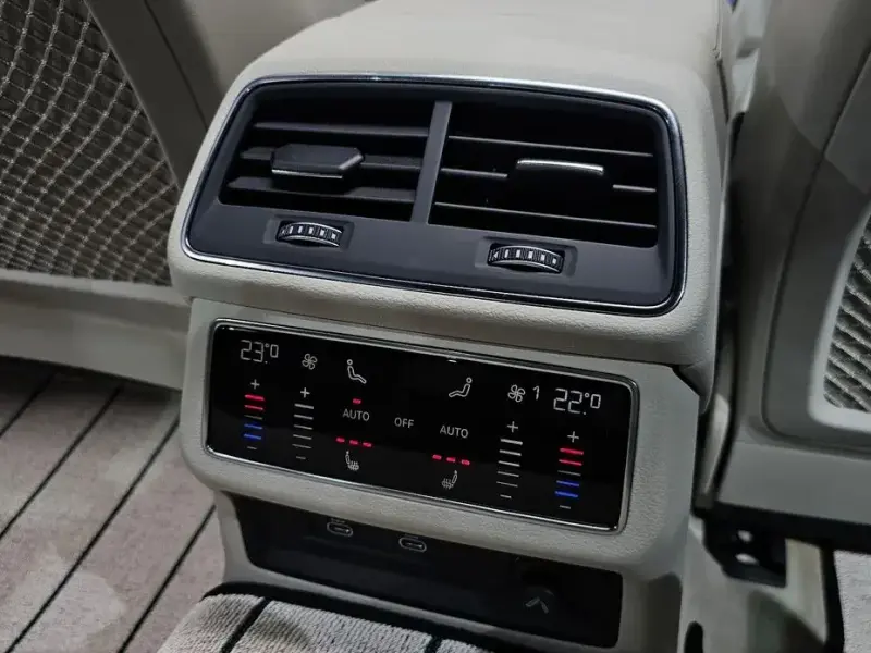 2025 Audi A6 с пробегом 17 741 км