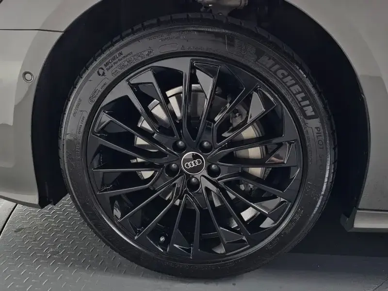 2025 Audi A6 с пробегом 17 741 км
