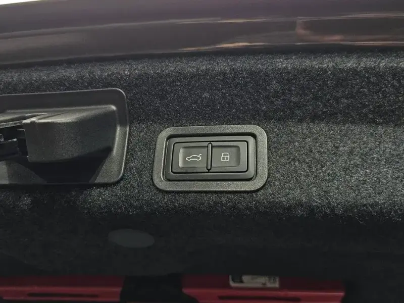 2025 Audi A6 с пробегом 17 741 км