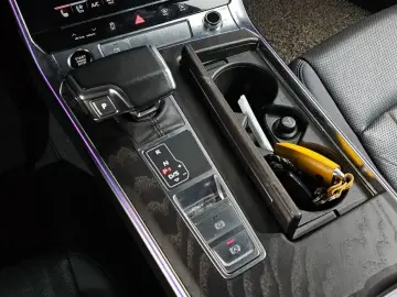 2021 Audi A6 с пробегом 65 855 км