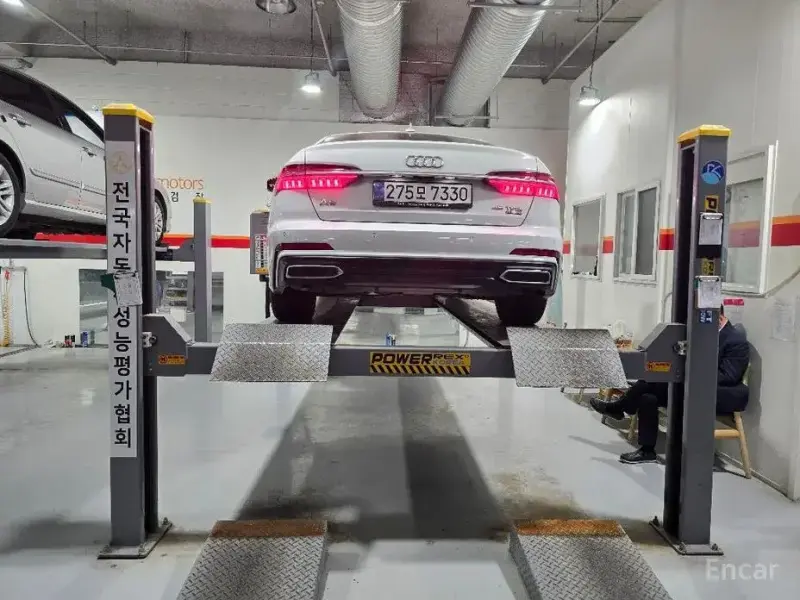 2023 Audi A6 с пробегом 69 163 км