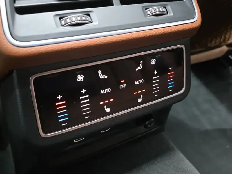 2022 Audi A6 с пробегом 88 327 км