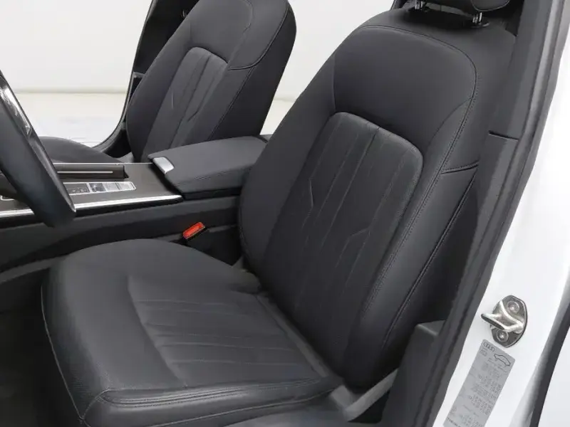2021 Audi A6 с пробегом 104 781 км
