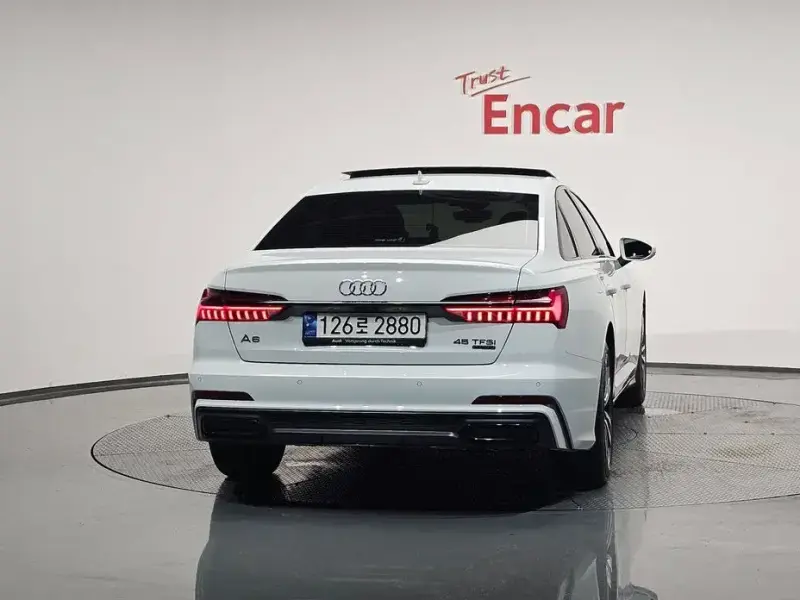 2023 Audi A6 с пробегом 30 583 км