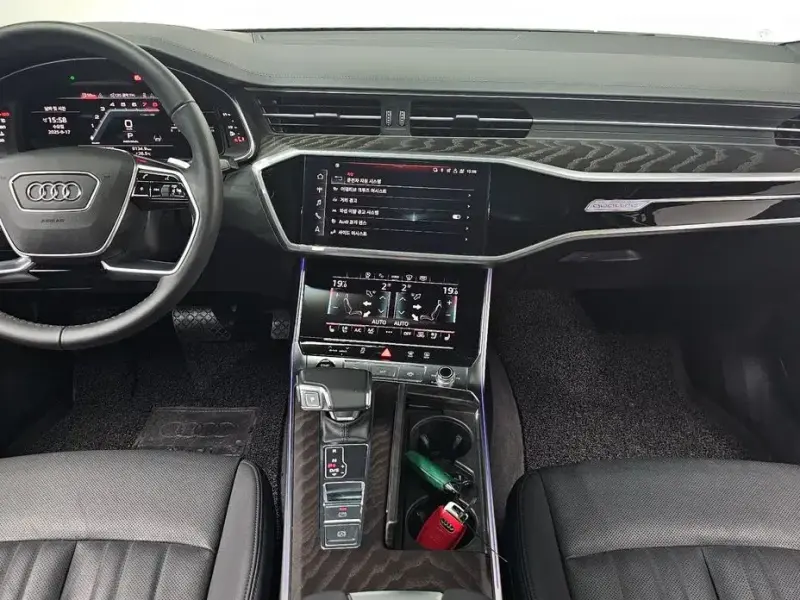 2023 Audi A6 с пробегом 30 583 км