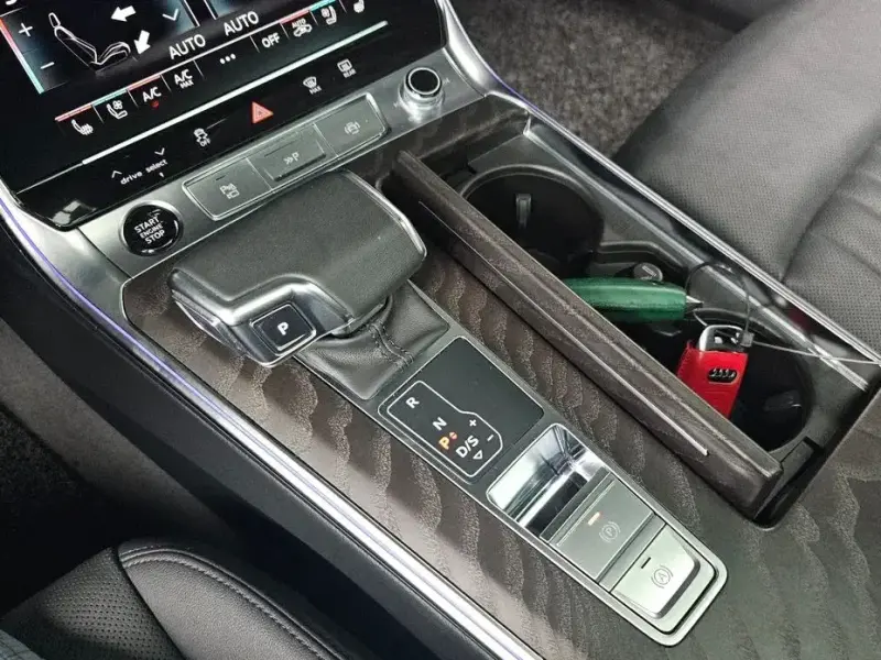 2023 Audi A6 с пробегом 30 583 км
