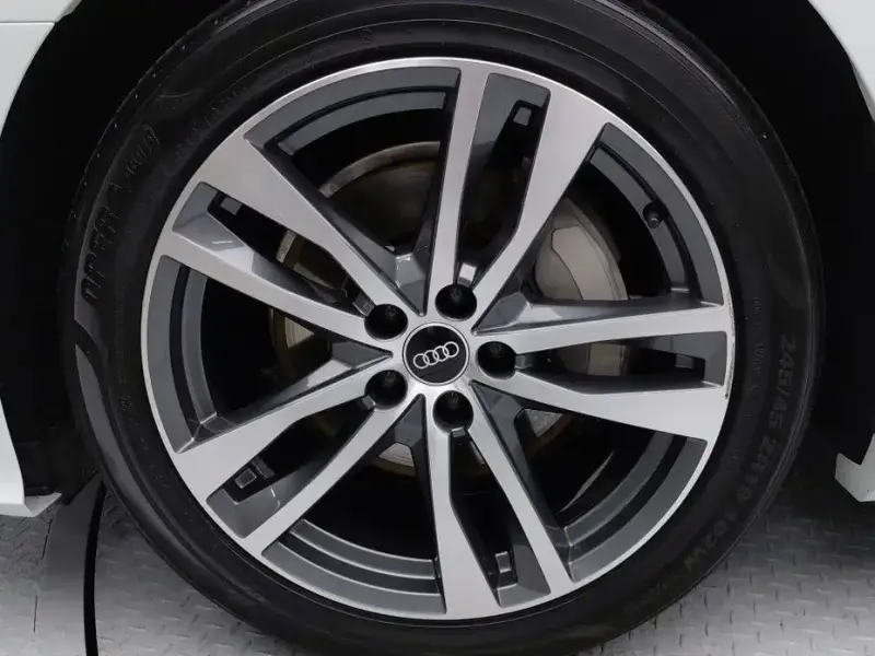 2021 Audi A6 с пробегом 104 781 км