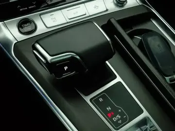 2021 Audi A6 с пробегом 104 781 км