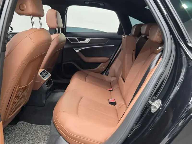 2022 Audi A6 с пробегом 31 123 км