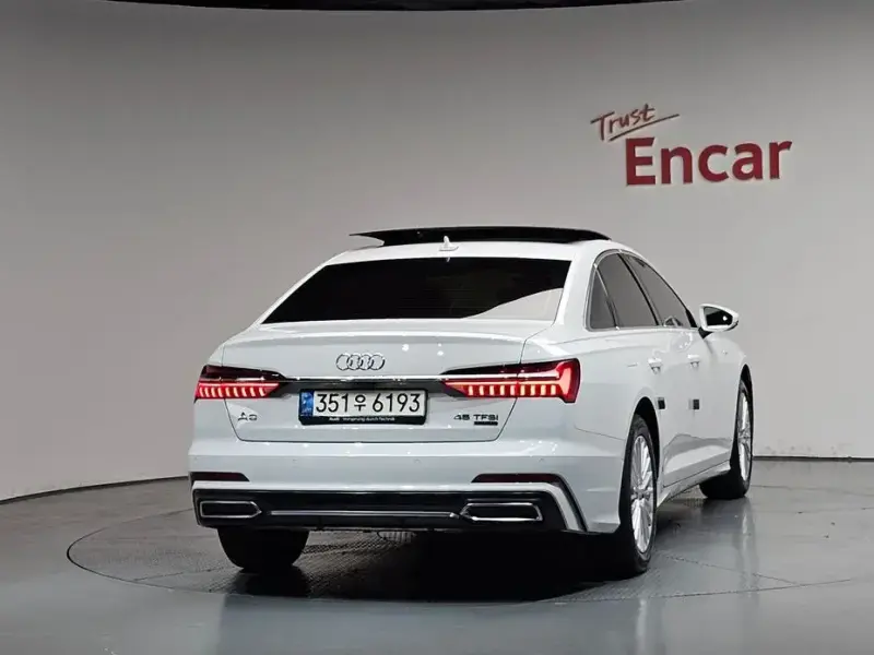 2021 Audi A6 с пробегом 70 014 км