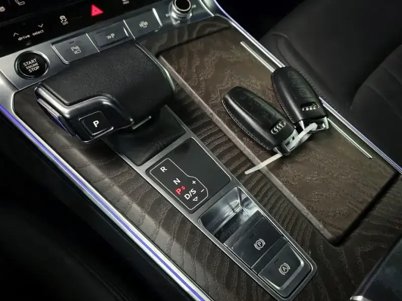 2021 Audi A6 с пробегом 99 042 км