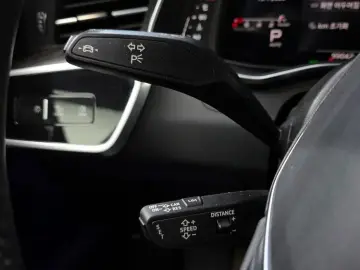 2021 Audi A6 с пробегом 99 042 км