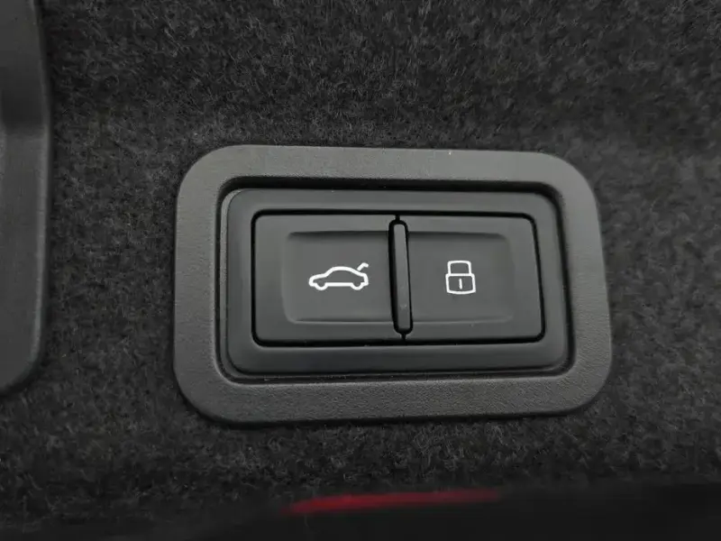 2021 Audi A6 с пробегом 99 042 км