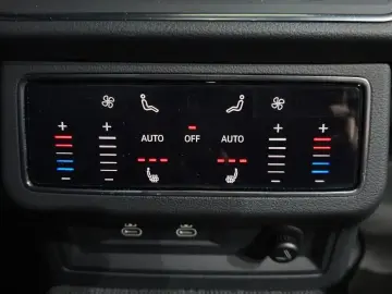 2022 Audi A6 с пробегом 70 078 км