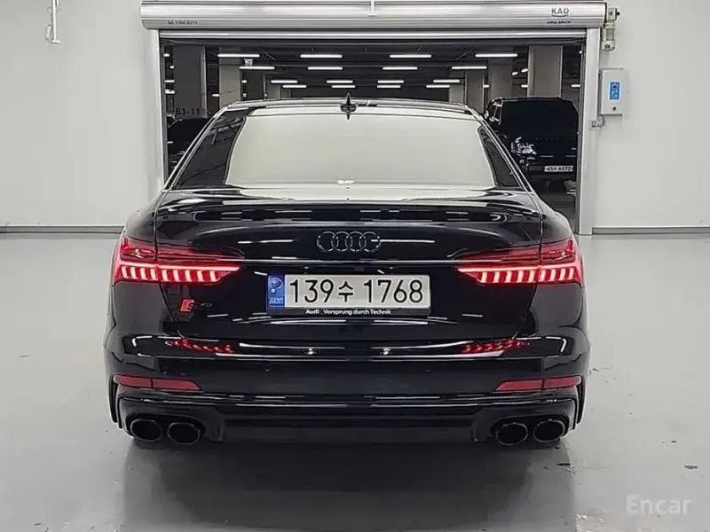 2021 Audi A6 с пробегом 66 315 км