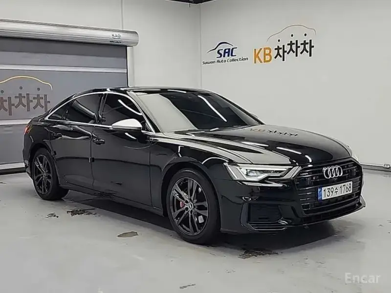 2021 Audi A6 с пробегом 66 315 км