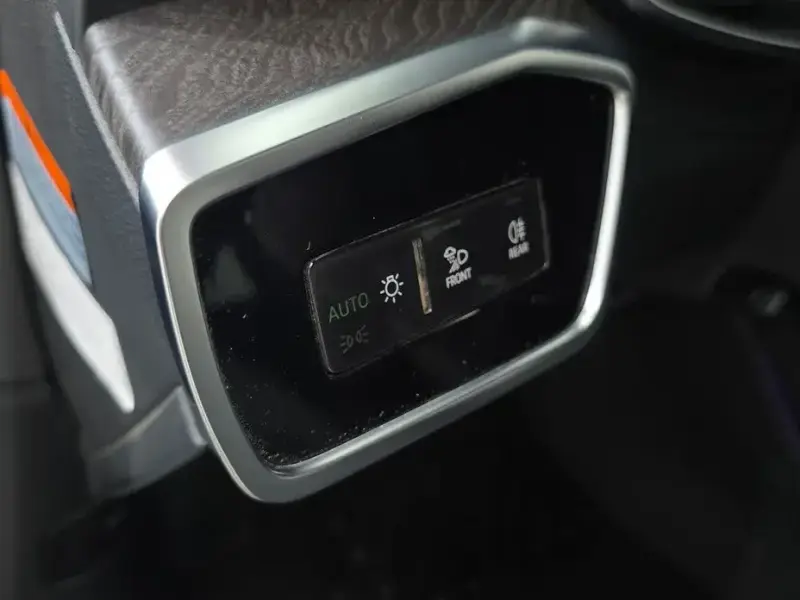 2021 Audi A6 с пробегом 224 473 км