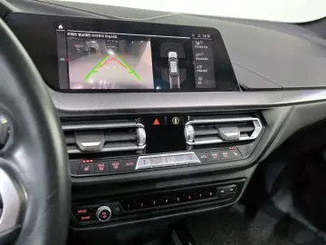 2021 BMW 1 серии с пробегом 92 824 км