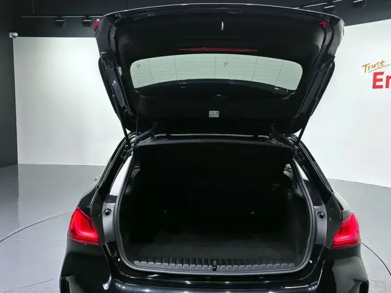 2021 BMW 1 серии с пробегом 92 824 км