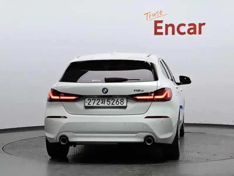 2020 BMW 1 серии с пробегом 111 933 км