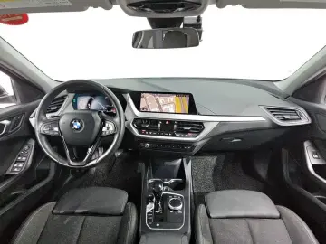 2020 BMW 1 серии с пробегом 111 933 км