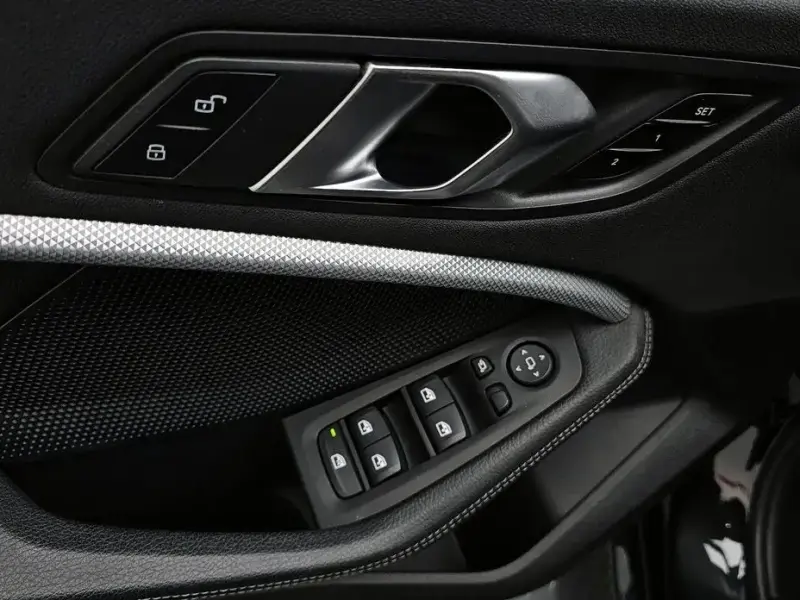 2022 BMW 1 серии с пробегом 58 072 км