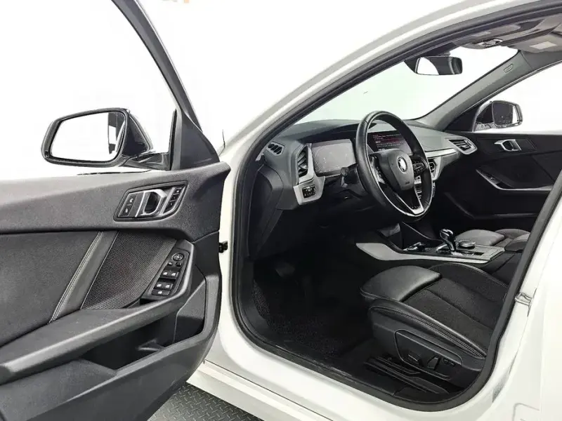 2020 BMW 1 серии с пробегом 111 933 км