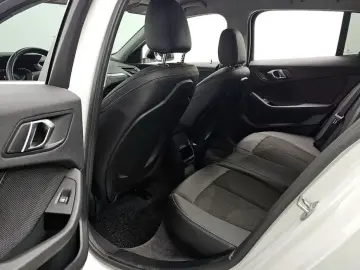 2020 BMW 1 серии с пробегом 111 933 км
