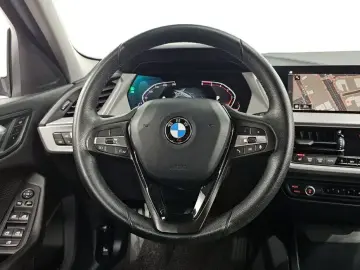 2020 BMW 1 серии с пробегом 111 933 км