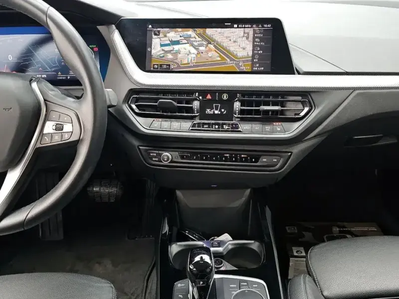 2022 BMW 1 серии с пробегом 58 072 км