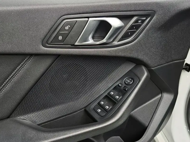 2020 BMW 1 серии с пробегом 111 933 км