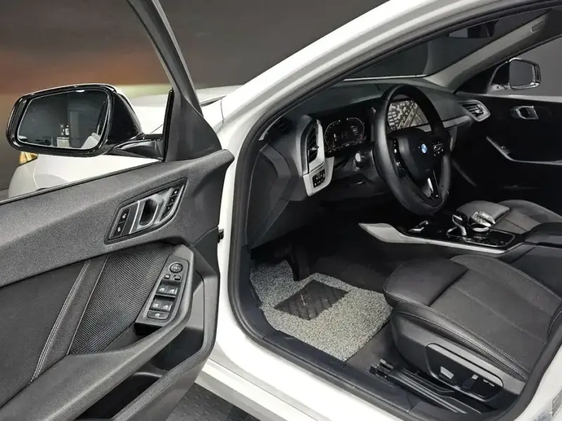 2020 BMW 1 серии с пробегом 66 527 км