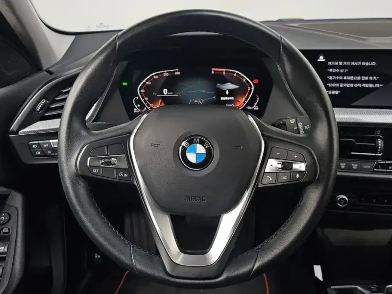 2020 BMW 1 серии с пробегом 46 553 км