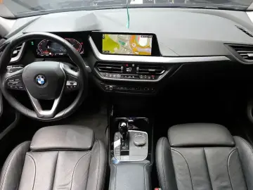2021 BMW 1 серии с пробегом 43 375 км