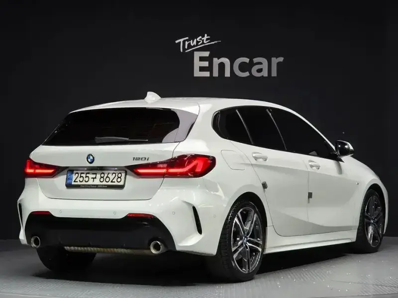2022 BMW 1 серии с пробегом 44 373 км