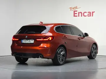 2021 BMW 1 серии с пробегом 75 003 км