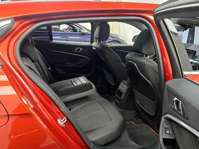 2021 BMW 1 серии с пробегом 75 003 км