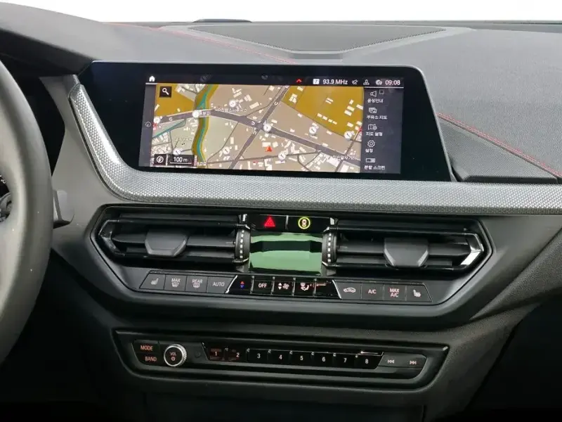 2021 BMW 1 серии с пробегом 75 003 км
