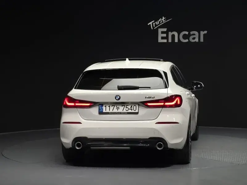2020 BMW 1 серии с пробегом 40 982 км