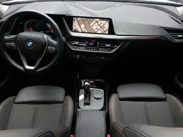 2020 BMW 1 серии с пробегом 40 982 км
