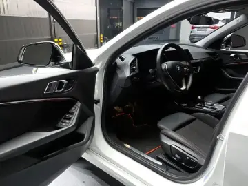 2020 BMW 1 серии с пробегом 40 982 км
