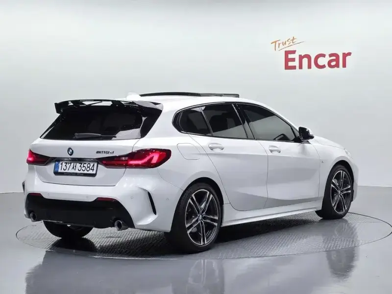 2021 BMW 1 серии с пробегом 47 532 км
