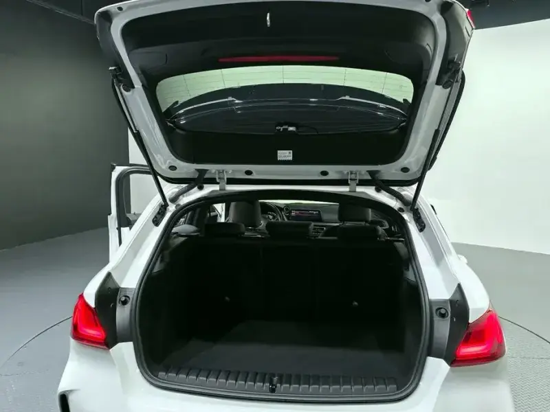 2021 BMW 1 серии с пробегом 47 532 км